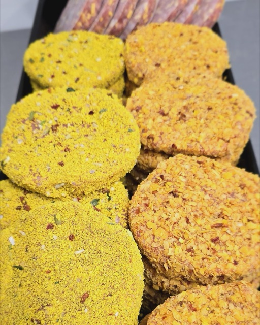 Burger de poulet cheddar à Châteaudun — Boucherie Dounia