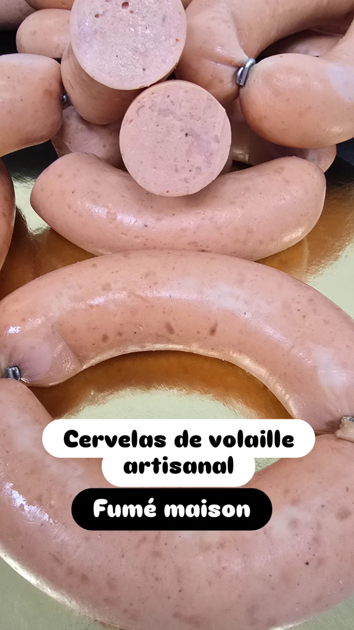 Cervelas de volaille artisanal fumé maison à Châteaudun — Boucherie Dounia