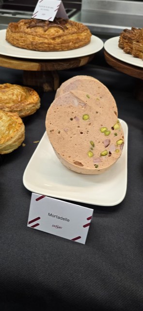Mortadelle à Châteaudun — Boucherie Dounia